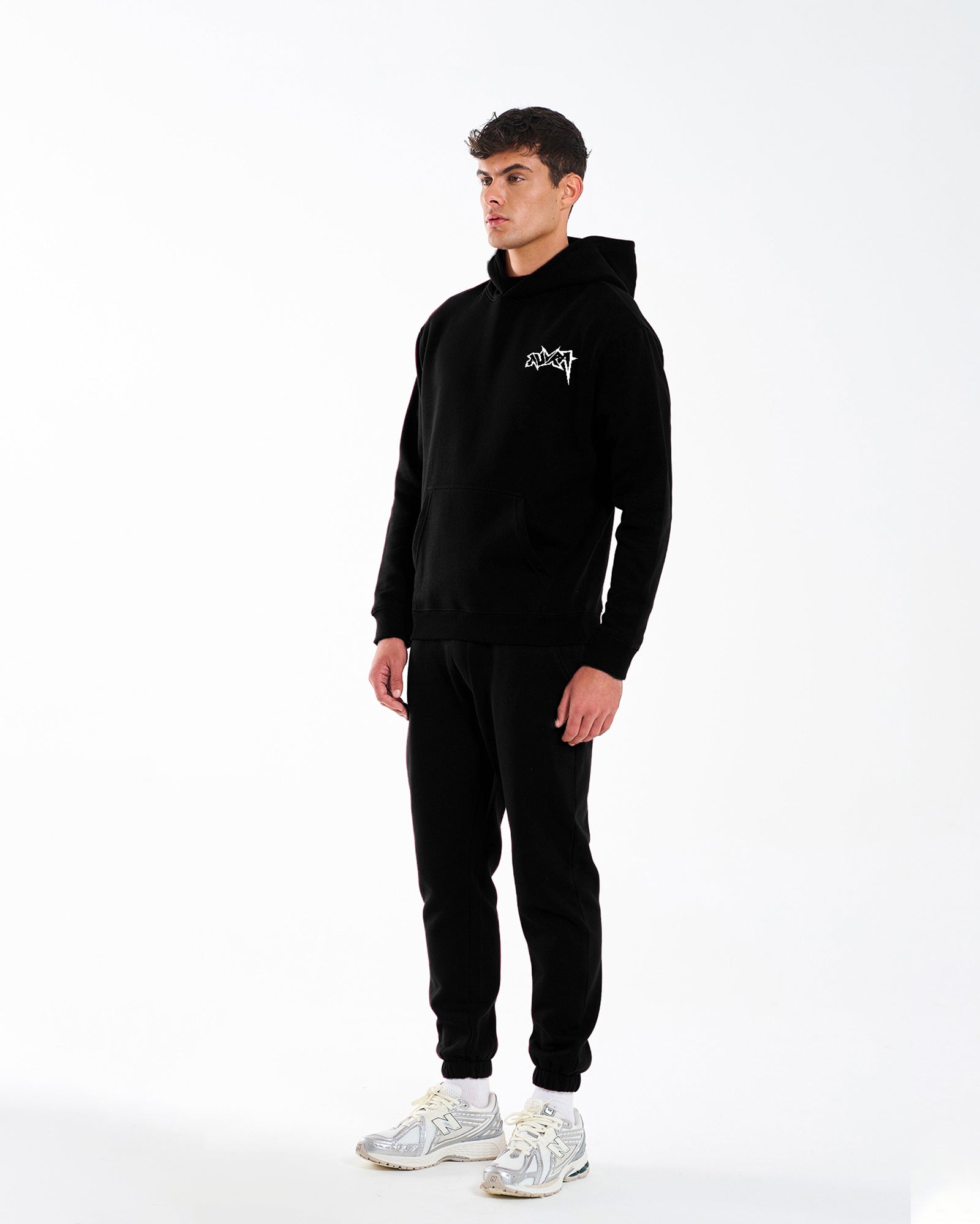 Auvra Comfortable & Stylish Hoodie